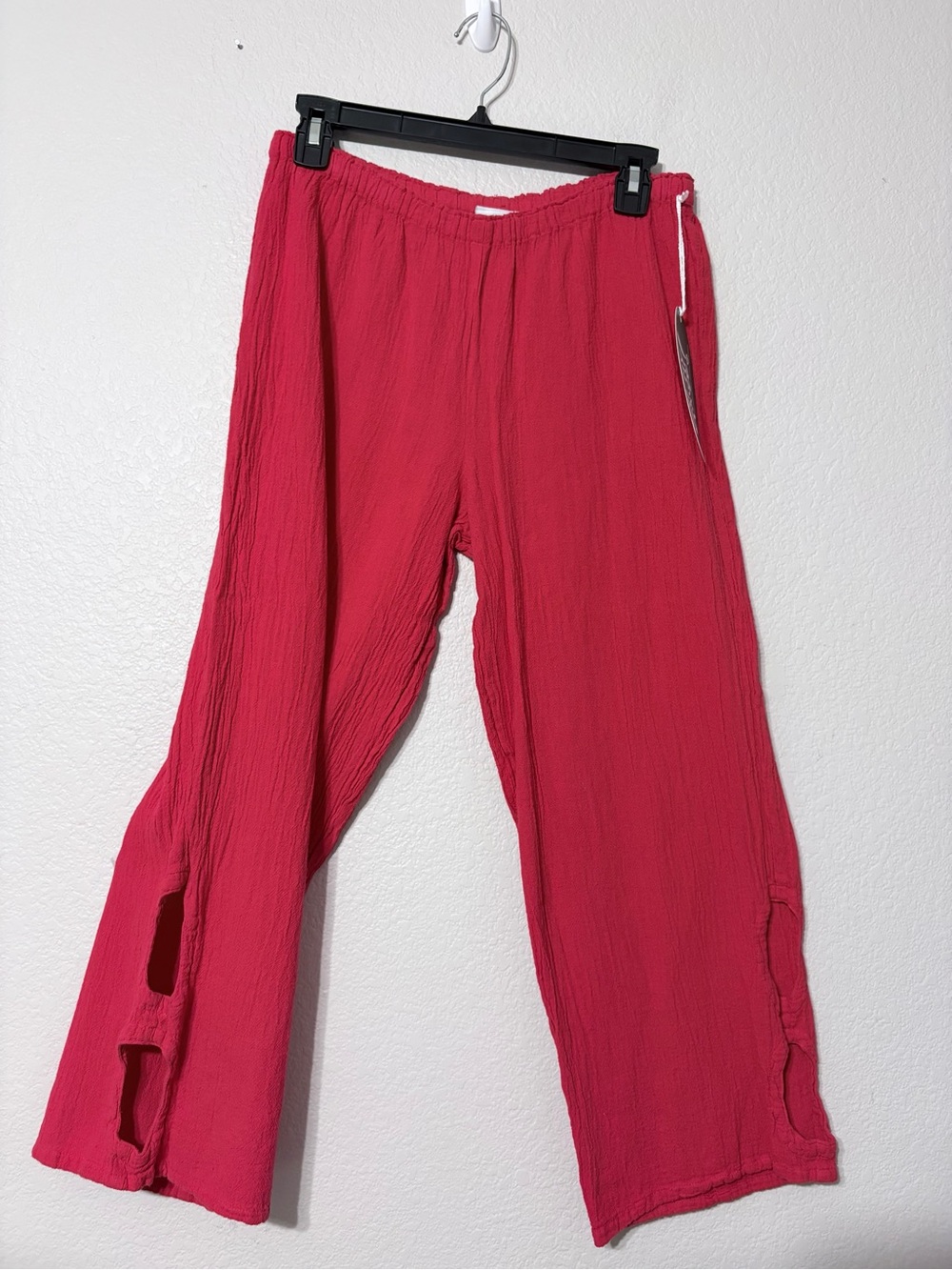 Oh My Gauze! Woman’s Banjo Crimson Crinkle Cotton Pull-On Pants w Side Cutouts S